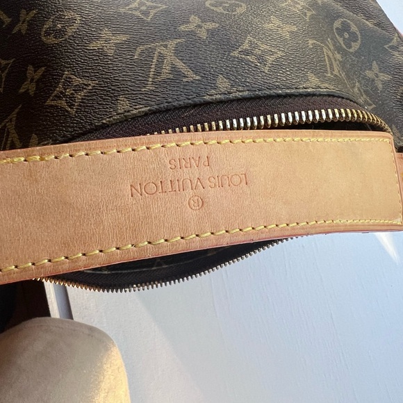 Louis Vuitton Purse *read description!* - Picture 4 of 9
